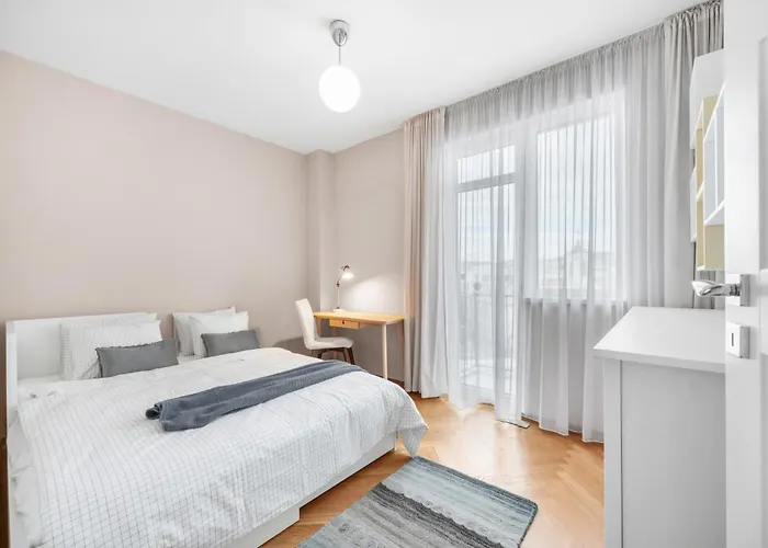 Modern Old Town Apartmán